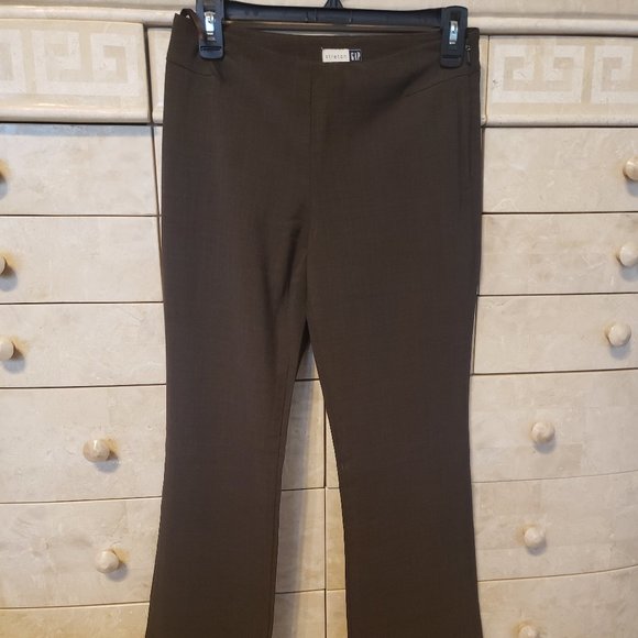 Gap bundle- Women's pants - Picture 2 of 8